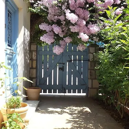 Beautiful Summer House In Feriehus Agia Efimia