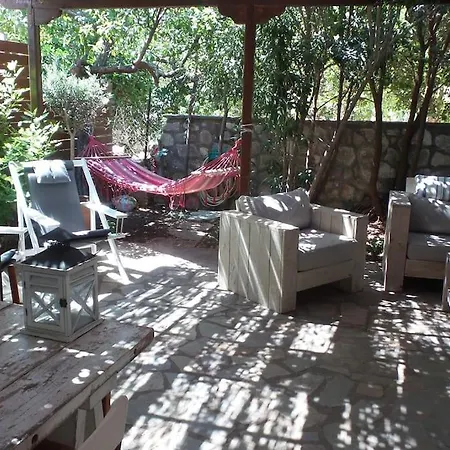 Beautiful Summer House In Feriehus Agia Efimia